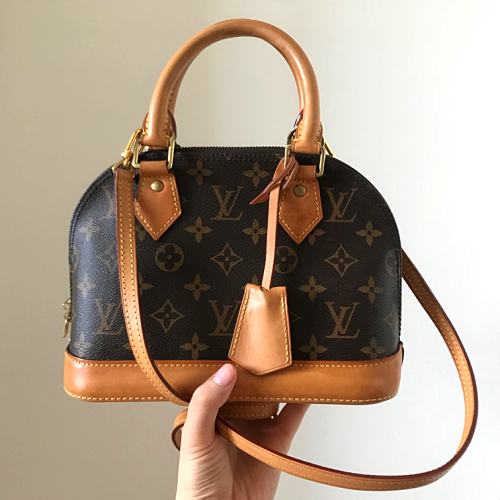 深圳典當(dāng)行的奢侈品回收價(jià)格會(huì)低這么多？